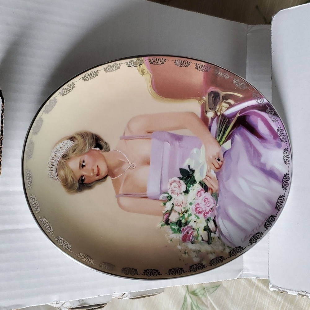 Bradford Exchange Diana Queen of Hearts collection.
